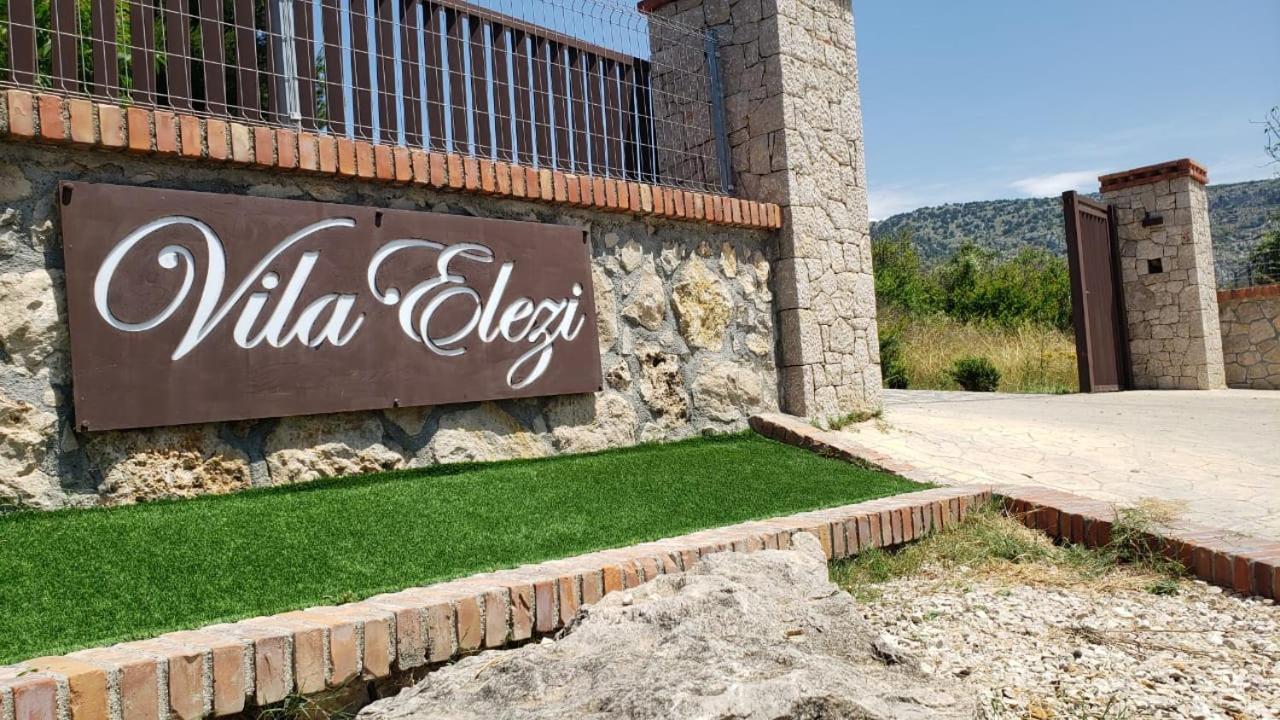 Hotel Brifs Shëngjin Екстериор снимка