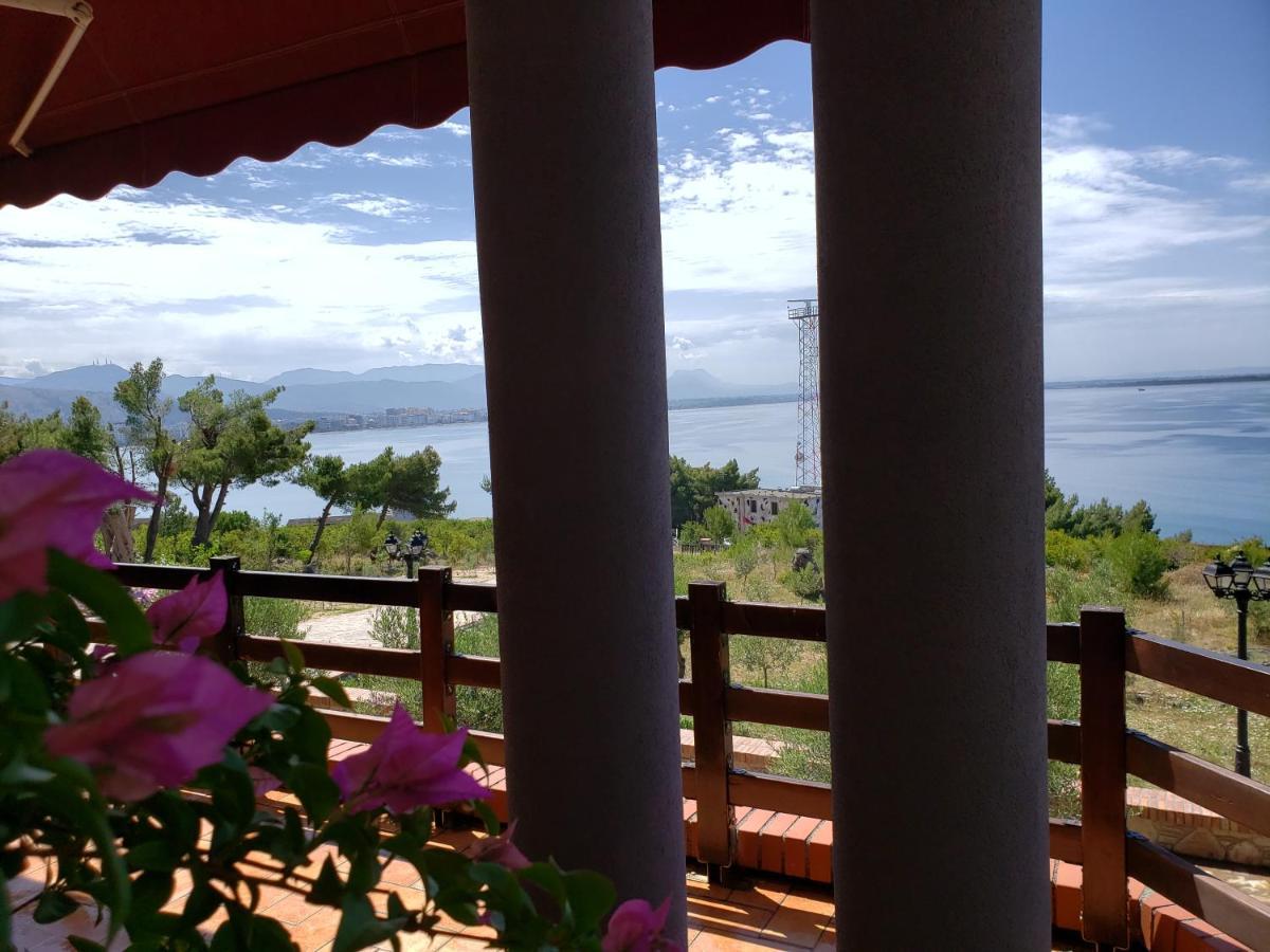 Hotel Brifs Shëngjin Екстериор снимка